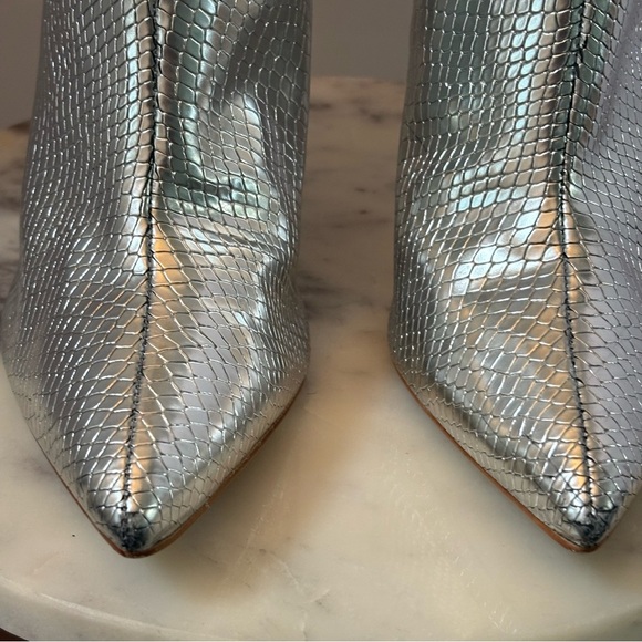 AQUA Silver Snake Print Metallic Pointed Toe Ankle Boots Heels Size 8.5 - Picture 8 of 16